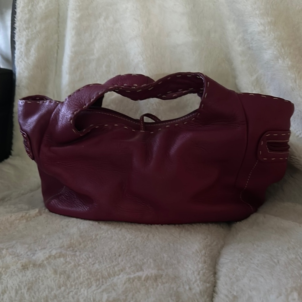 Elegant Burgundy Leather Handbag